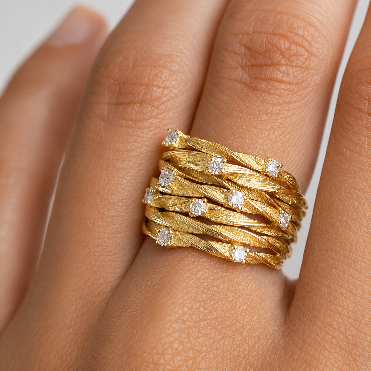 Noelia – Anillo dorado vintage