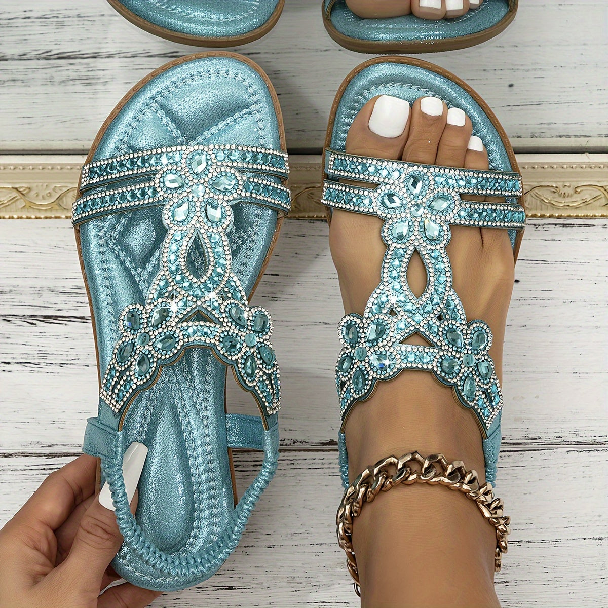 Maison | Sandalias ortopédicas con detalles de cristal