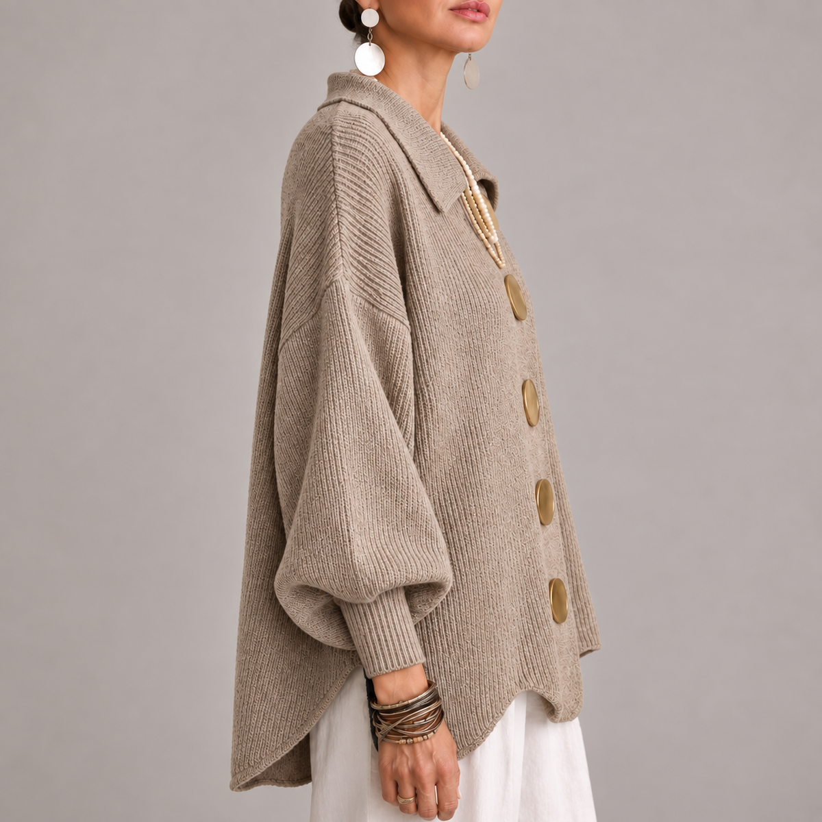 Yolanda | Cárdigan Oversize Canalé con Bajo Ondulado, Beige Arena